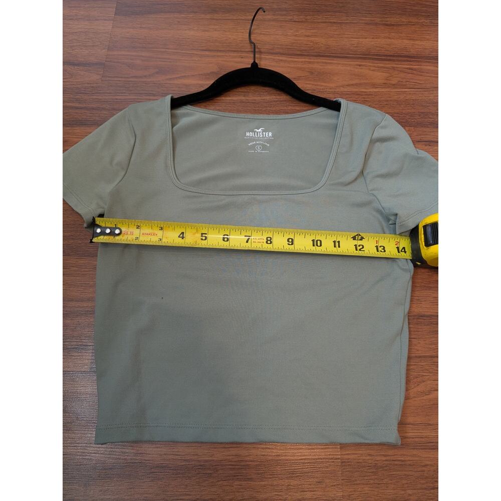 Hollister Square Neck Crop Top Size Small Green Soft Stretch Fall Tee - Picture 6 of 7
